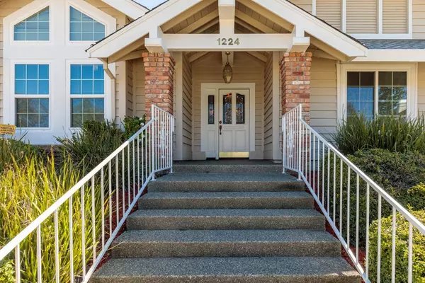 1224 San Simeon DR, Roseville, CA 95661