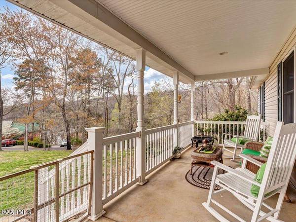 1621 Sequoyah DR, Mooresburg, TN 37811