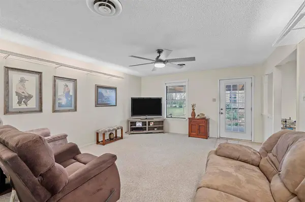 6301 Dave Court, Tolar, TX 76476