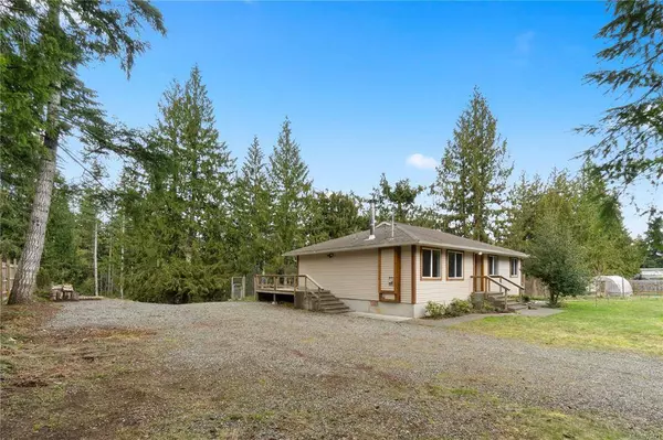 1271 Chatsworth Rd, Hilliers, BC V9K 1V6