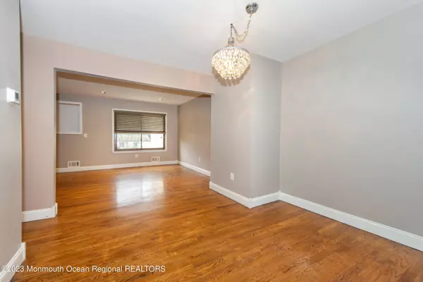 52 Ellen Heath Drive #52, Matawan, NJ 07747