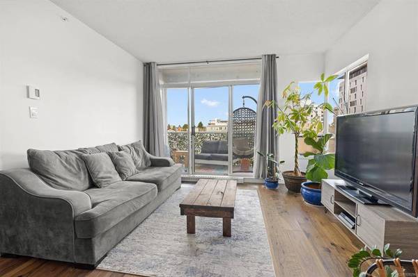 1010 View St #705, Victoria, BC V8V 4Y3