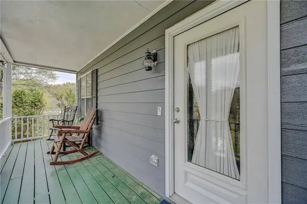 26 Vaughan DR NE, Cartersville, GA 30121