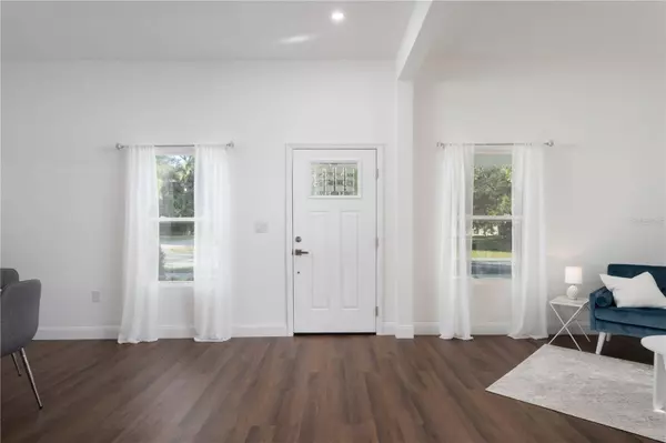 207 SE 1ST AVE, Williston, FL 32696