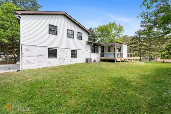 6430 Wells CIR, Douglasville, GA 30135