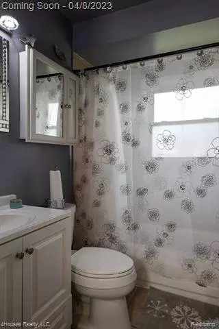 12947 BEECH DALY Road, Redford, MI 48239