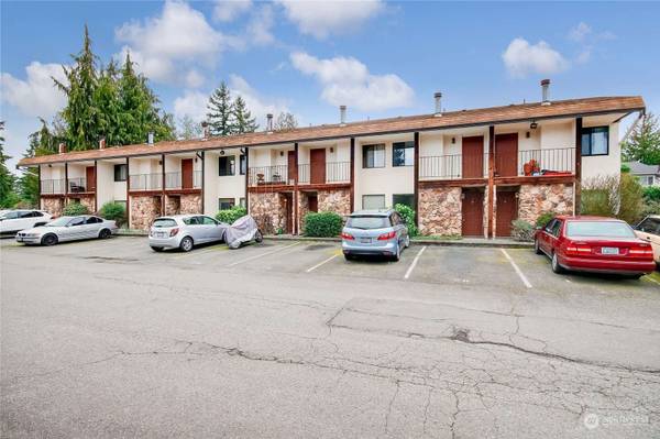 7812 196th ST SW #B4, Edmonds, WA 98026