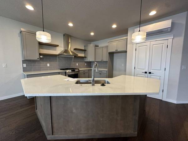 3719 Harper WAY, Medford, OR 97504