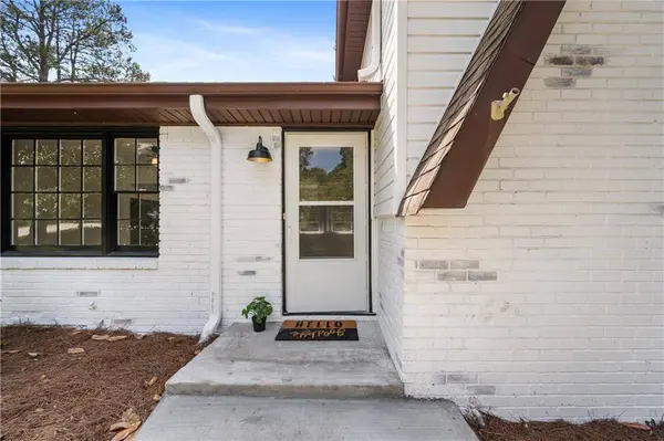 6430 Wells CIR, Douglasville, GA 30135