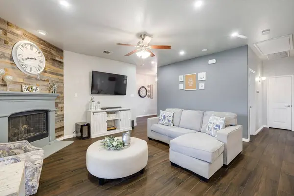 1208 Hidden Creek Drive, Royse City, TX 75189