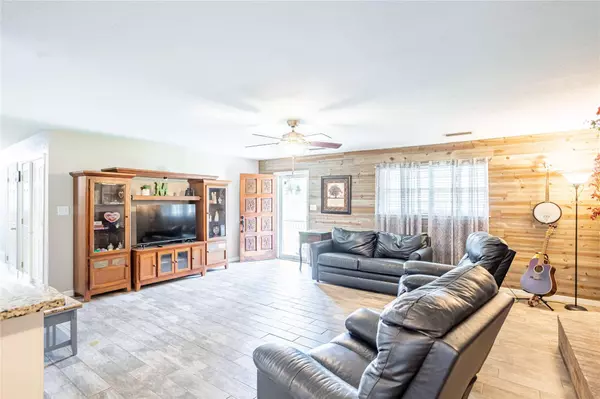 125 Frank Wood Road, Sherman, TX 75092