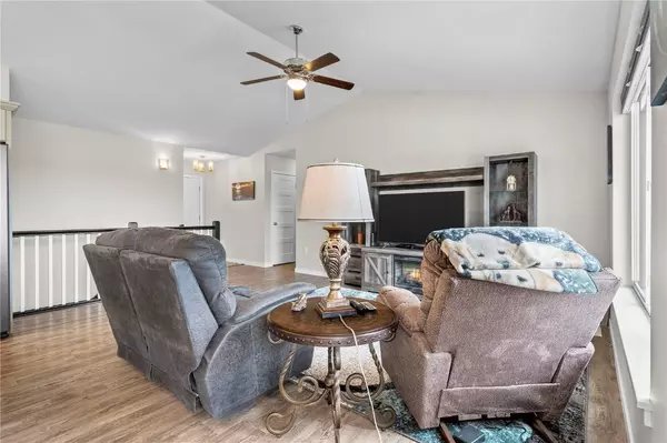 2853 Wagon Wheel Drive, Iowa City, IA 52240