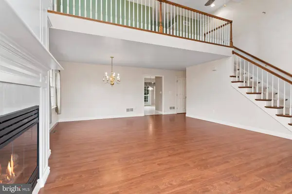 980 WOODLEY DR, Mechanicsburg, PA 17050