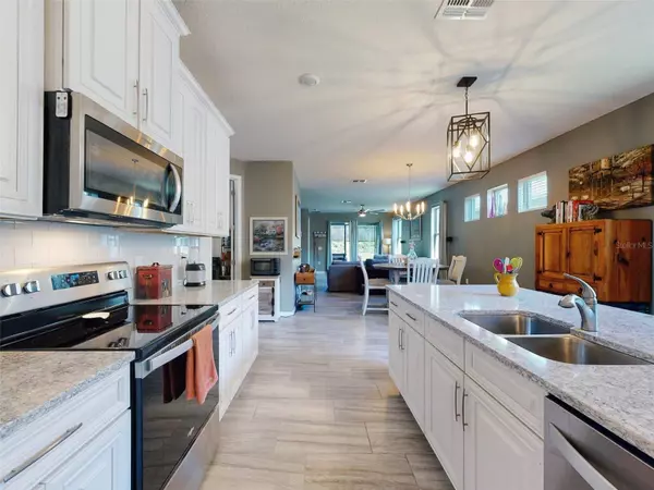 17346 BLAZING STAR CIR, Clermont, FL 34714