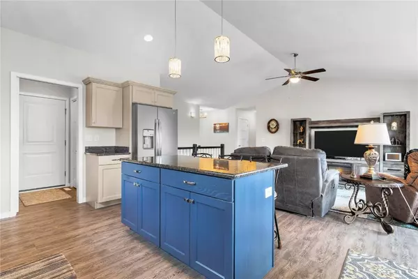 2853 Wagon Wheel Drive, Iowa City, IA 52240