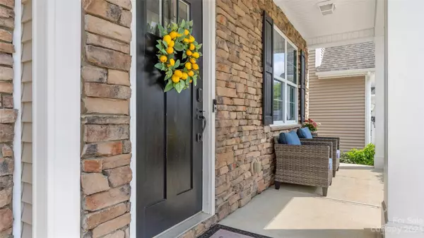 1325 Grantwood AVE NW, Concord, NC 28027