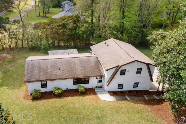 6430 Wells CIR, Douglasville, GA 30135