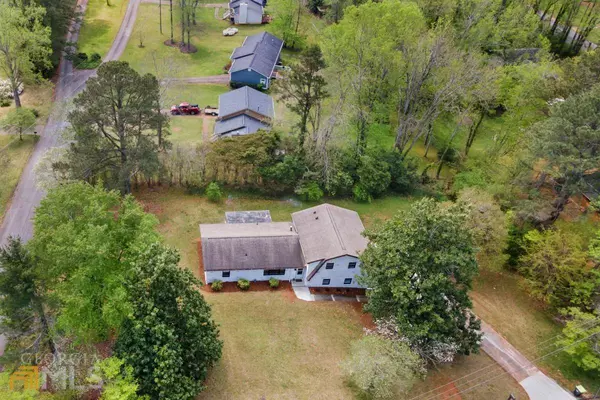 6430 Wells CIR, Douglasville, GA 30135