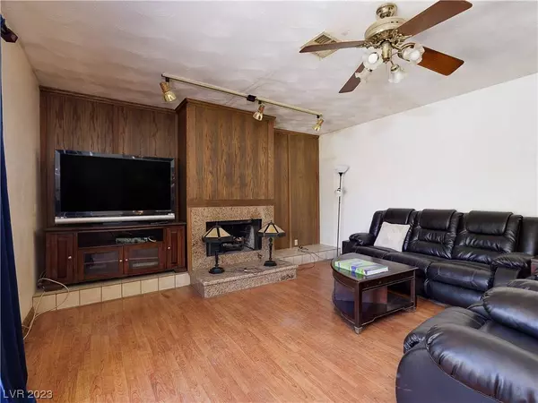 4980 W San Miguel Avenue, Las Vegas, NV 89130