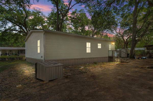 250 GRAND AVE, Masaryktown, FL 34604