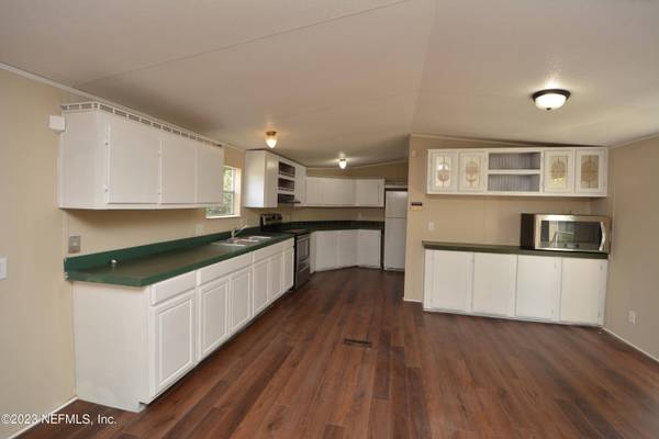 404 ASH ST, Palatka, FL 32177