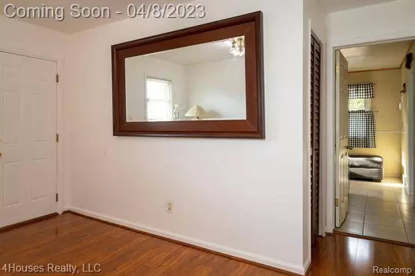 12947 BEECH DALY Road, Redford, MI 48239