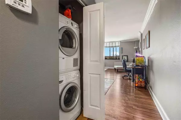 700 E 8th ST #12R, Kansas City, MO 64106