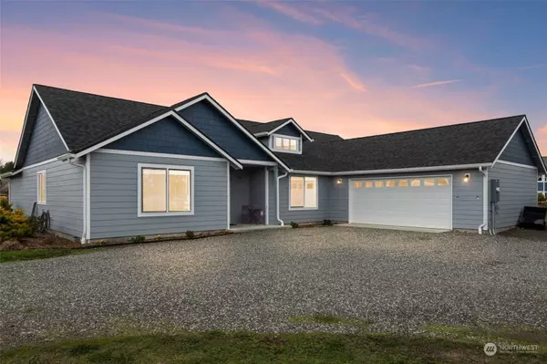 290 Griffith Farm RD E, Sequim, WA 98382