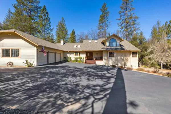 21740 Apple Hill Dr., Sonora, CA 95370