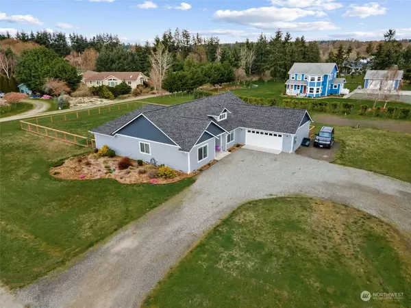 290 Griffith Farm RD E, Sequim, WA 98382