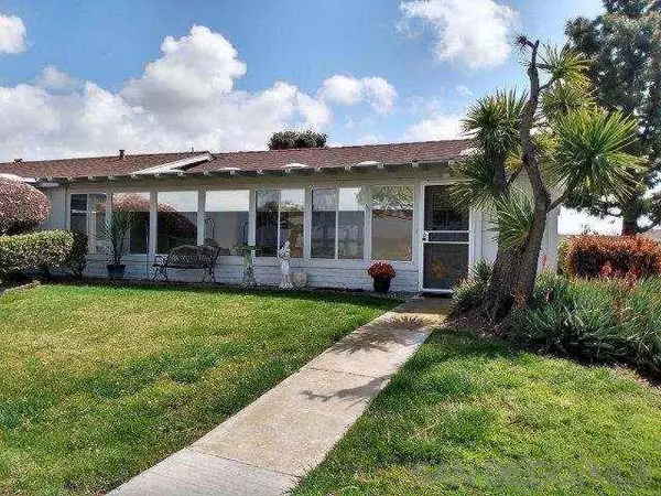 3755 Vista Campana #1, Oceanside, CA 92057