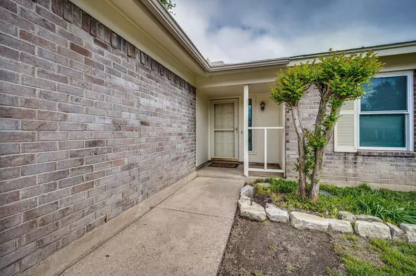 119 Countryside Drive, Arlington, TX 76014