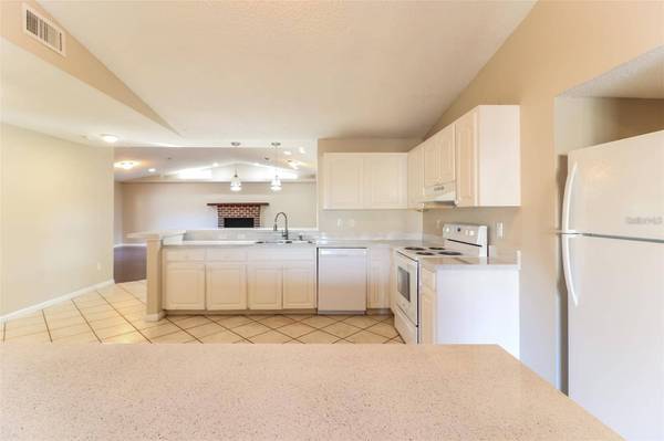 1144 WESTWOOD DR, Lutz, FL 33549