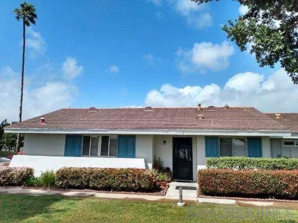 3755 Vista Campana #1, Oceanside, CA 92057