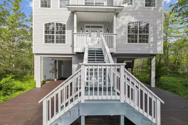 3662 Mackey Cove Dr, Pensacola, FL 32514