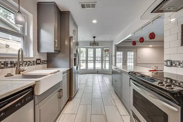 119 Countryside Drive, Arlington, TX 76014