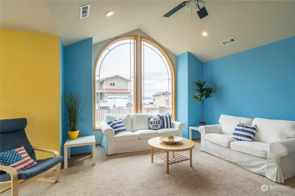 1030 Hunter AVE SW, Quincy, WA 98848