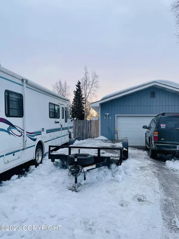 354 Eklutna ST, Anchorage, AK 99504
