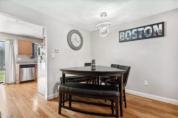 227 Farrwood Dr #227, Haverhill, MA 01835