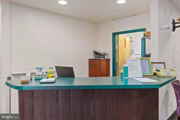 5055 SWAMP RD #203 & 206, Fountainville, PA 18923