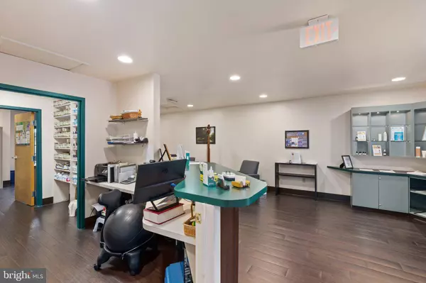 5055 SWAMP RD #203 & 206, Fountainville, PA 18923