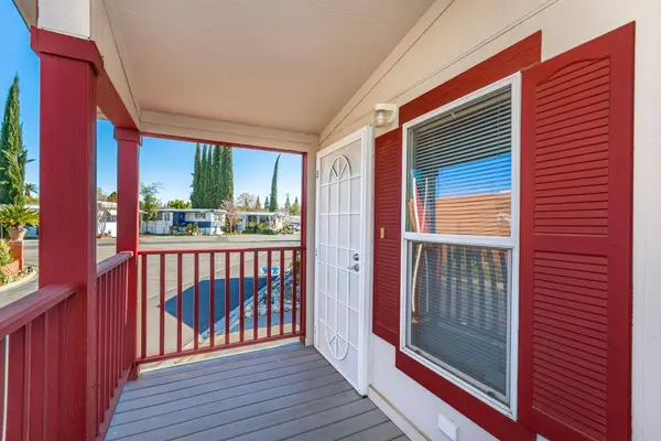 282 Heritage Glen LN, Gold River, CA 95670