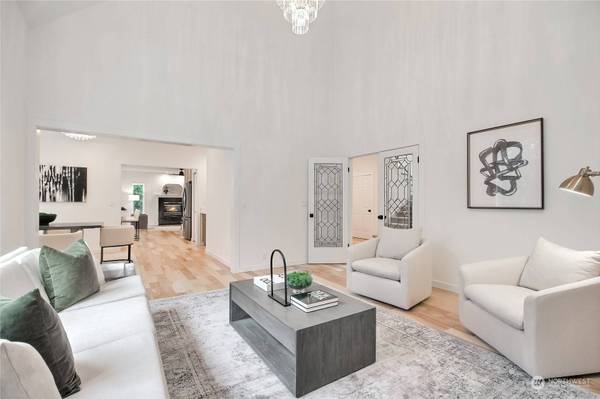 8001 229th PL SE, Woodinville, WA 98072