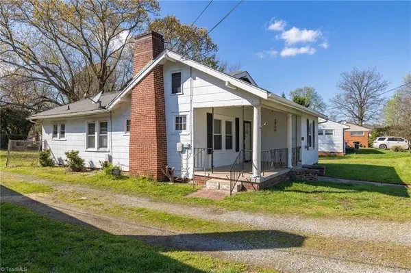 1811 Johnson ST, High Point, NC 27262