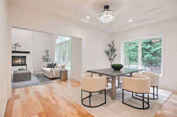 8001 229th PL SE, Woodinville, WA 98072