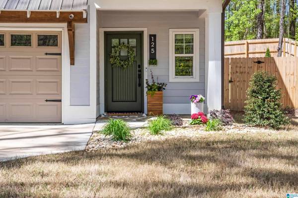125 COBBLESTONE LANE, Hoover, AL 35244