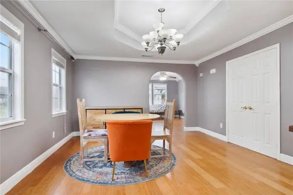 5313 CAMERON BLVD, New Orleans, LA 70122