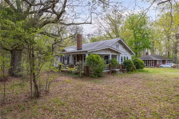 5712 McLeansville RD, Mcleansville, NC 27301