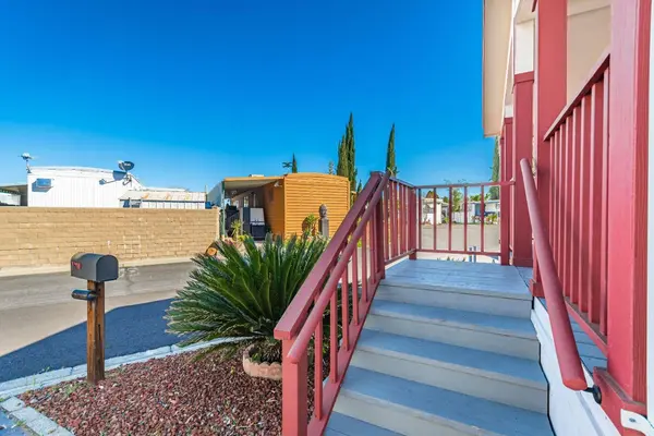 282 Heritage Glen LN, Gold River, CA 95670