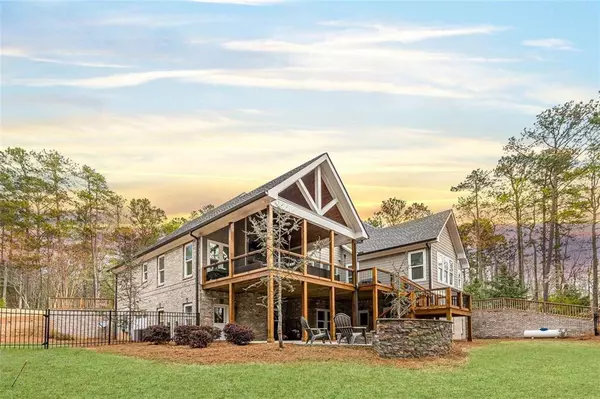 7561 W PHILLIPS MILL RD, Douglasville, GA 30135